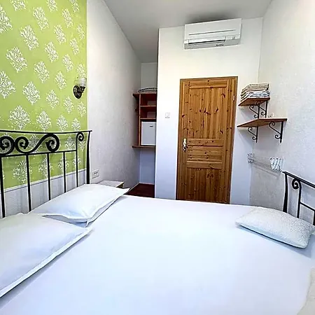 Guest House Izola Hostel Izola