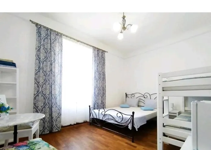 Hostel Guest House Izola *