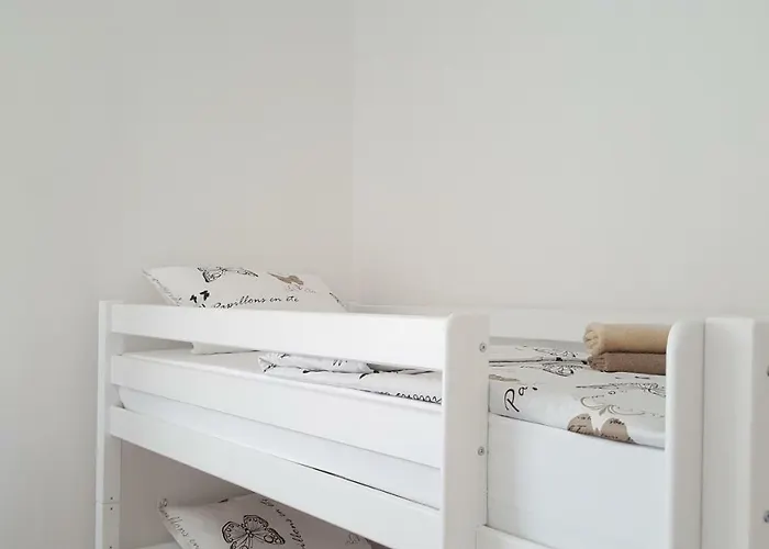 ホステル Guest House Izola